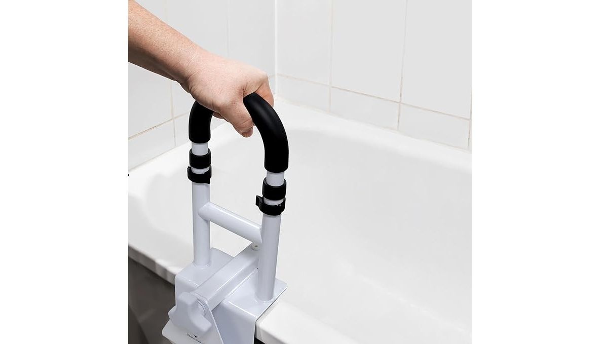 Read more about the article Vaunn Medical Bathtub Handle Review | Best Bathroom Grab Bars for Elderly Safety